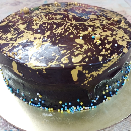 Rich Dark Chocolate Truffle Cake